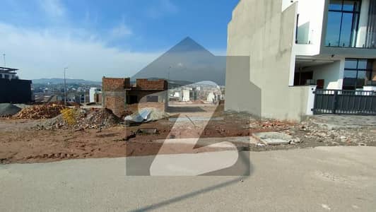 5 Marla Possession Plot For Sale in J Block Parkview City Islamabad