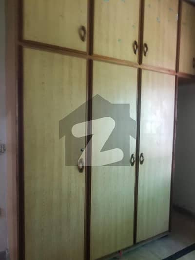 10 MARLA FULL HOUSE FOR SALE(corner)