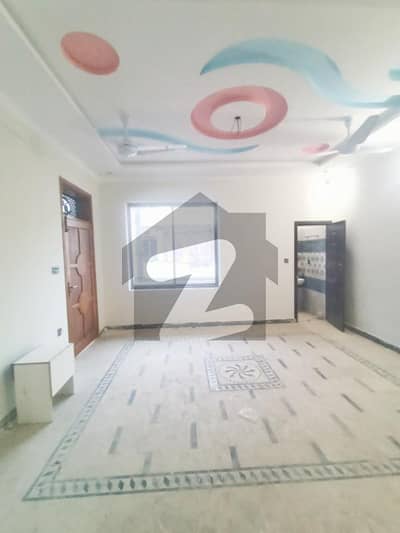 غوری ٹاؤن فیز 5بی غوری ٹاؤن,اسلام آباد میں 7 کمروں کا 7 مرلہ مکان 75.0 ہزار میں کرایہ پر دستیاب ہے۔