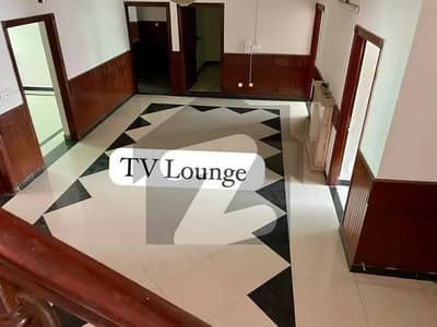 I 8 3 Islamabad  3 bedroom drawing room tv lounch kitchen attached washroom upper portion for rent