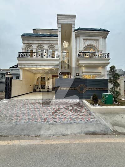 10 Marla Royal Classical Design House For Sale Faisal Town Block -A
