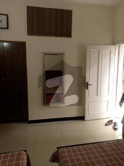 جی ۔ 10 اسلام آباد میں 1 کمرے کا 2 مرلہ کمرہ 38.0 ہزار میں کرایہ پر دستیاب ہے۔