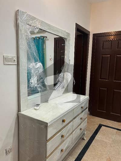 ڈی ۔ 12 اسلام آباد میں 5 کمروں کا 4 مرلہ مکان 1.35 لاکھ میں کرایہ پر دستیاب ہے۔