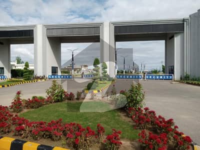 سی اے گولڈ سٹی ایمن آباد روڈ,سیالکوٹ میں 5 مرلہ پلاٹ فائل 2.5 لاکھ میں برائے فروخت۔