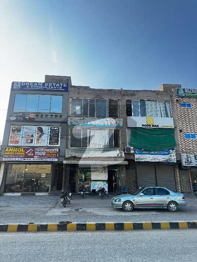 کالج روڈ لاہور میں 4 مرلہ عمارت 2.95 کروڑ میں برائے فروخت۔