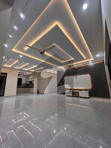 ڈی ایچ اے فیز 1 - سیکٹر اے ڈی ایچ اے ڈیفینس فیز 1,ڈی ایچ اے ڈیفینس,اسلام آباد میں 10 کمروں کا 1 کنال مکان 13.0 کروڑ میں برائے فروخت۔ ڈی ایچ اے فیز 1 - سیکٹر اے ڈی ایچ اے ڈیفینس فیز 1,ڈی ایچ اے ڈیفینس,اسلام آباد میں 10 کمروں کا 1 کنال مکان 13.0 کروڑ میں برائے فروخت۔