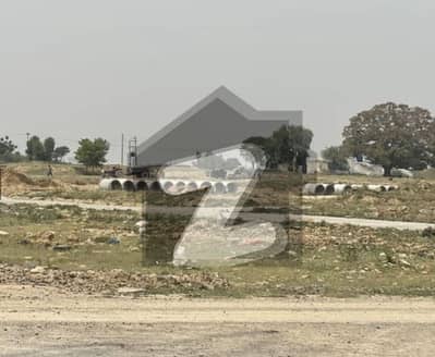 I-12 plot for sale in prime location and reasonable price