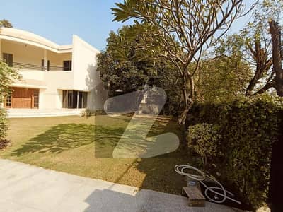 ڈی ایچ اے فیز 3 ڈیفنس (ڈی ایچ اے),لاہور میں 5 کمروں کا 2 کنال مکان 3.8 لاکھ میں کرایہ پر دستیاب ہے۔ ڈی ایچ اے فیز 3 ڈیفنس (ڈی ایچ اے),لاہور میں 5 کمروں کا 2 کنال مکان 3.8 لاکھ میں کرایہ پر دستیاب ہے۔