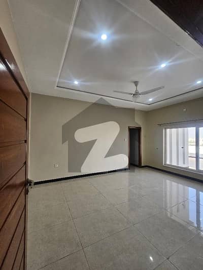 G9 4080,New Ground Portion Available For Rent