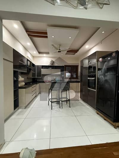 ڈی ایچ اے فیز 2 ڈی ایچ اے ڈیفینس,کراچی میں 3 کمروں کا 1 کنال زیریں پورشن 3.2 لاکھ میں کرایہ پر دستیاب ہے۔