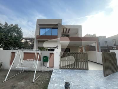 10 Marla Brand New House For Sale 10 Marla Brand New House For Sale