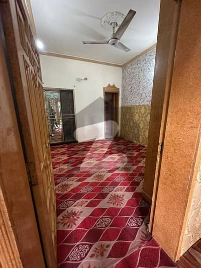 جوہر ٹاؤن فیز 2 جوہر ٹاؤن,لاہور میں 2 کمروں کا 5 مرلہ بالائی پورشن 53.0 ہزار میں کرایہ پر دستیاب ہے۔