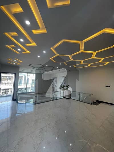 7 Marla Designer House For Sale In Eden Valley, Canal Road, Faisalabad