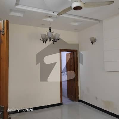 جی ۔ 13/1 جی ۔ 13,اسلام آباد میں 2 کمروں کا 4 مرلہ زیریں پورشن 55.0 ہزار میں کرایہ پر دستیاب ہے۔