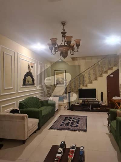 LUXURIOUS DUPLEX BUNGALOW IN PRIME LOCATION ( KH - AMEER KHUSRO)