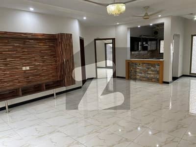 Brand New Portion 3 Bed With Bath TV Lounge Kitchen Car Parking Separate Entrance