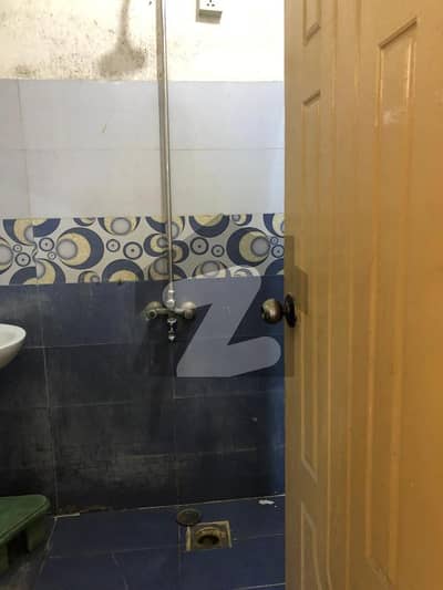 Rose block 4 Marla Commercial Flat for Rent 1 bedroom 1 bath 2nd floor.