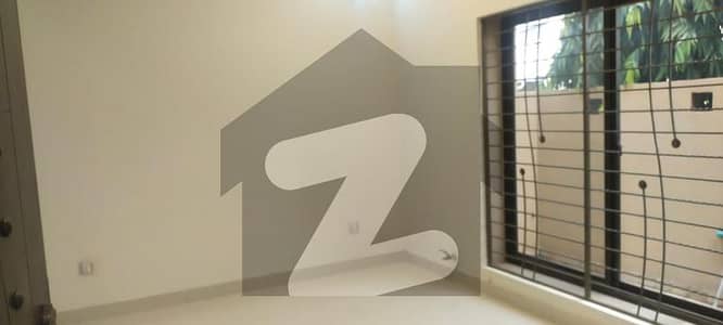 بحریہ ٹاؤن ۔ بلاک بی بی بحریہ ٹاؤن سیکٹرڈی,بحریہ ٹاؤن,لاہور میں 2 کمروں کا 5 مرلہ بالائی پورشن 45.0 ہزار میں کرایہ پر دستیاب ہے۔