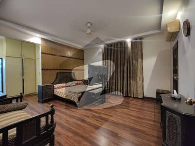 14 Marla Lower Portion Cavalry Ground