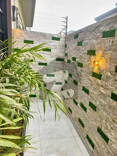 ڈی ایچ اے فیز9 پریزم - بلاک اے ڈی ایچ اے فیز9 پریزم,ڈی ایچ اے ڈیفینس,لاہور میں 3 کمروں کا 5 مرلہ مکان 3.5 کروڑ میں برائے فروخت۔