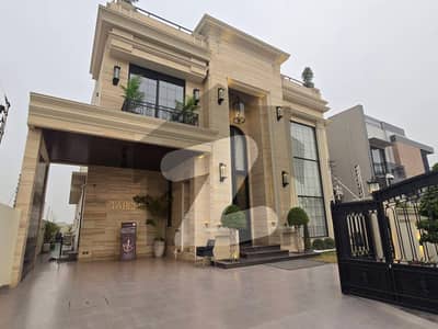 ڈی ایچ اے ڈیفینس فیز 2 ڈی ایچ اے ڈیفینس,اسلام آباد میں 5 کمروں کا 1 کنال مکان 7.95 کروڑ میں برائے فروخت۔ ڈی ایچ اے ڈیفینس فیز 2 ڈی ایچ اے ڈیفینس,اسلام آباد میں 5 کمروں کا 1 کنال مکان 7.95 کروڑ میں برائے فروخت۔