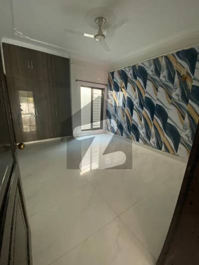 ڈی ایچ اے فیز 3 - بلاک زیڈ فیز 3,ڈیفنس (ڈی ایچ اے),لاہور میں 3 کمروں کا 5 مرلہ مکان 2.9 کروڑ میں برائے فروخت۔