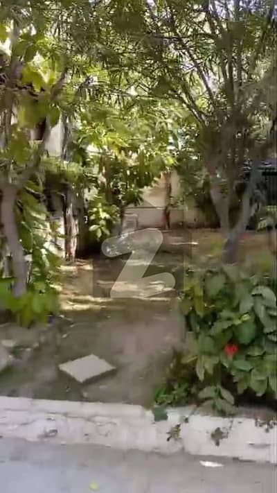 ڈی ایچ اے فیز 5 ڈی ایچ اے ڈیفینس,کراچی میں 4 کمروں کا 18 مرلہ مکان 10.5 کروڑ میں برائے فروخت۔