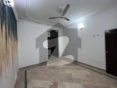 جی ۔ 13 اسلام آباد میں 3 کمروں کا 10 مرلہ زیریں پورشن 85.0 ہزار میں کرایہ پر دستیاب ہے۔