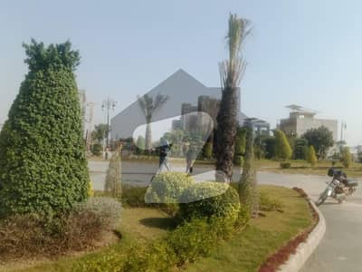 یونین گرین کالج روڈ,لاہور میں 4 مرلہ رہائشی پلاٹ 80.0 لاکھ میں برائے فروخت۔