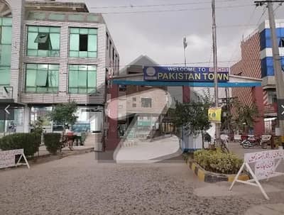 615 Sq Ft Flat for sale. Good location near to main Expressway. Dem 35 Lacs negotiable