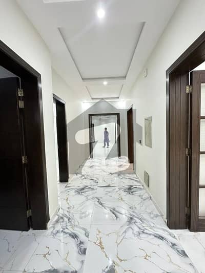 ڈی ایچ اے ڈیفینس فیز 2 ڈی ایچ اے ڈیفینس,اسلام آباد میں 3 کمروں کا 1 کنال زیریں پورشن 1.3 لاکھ میں کرایہ پر دستیاب ہے۔