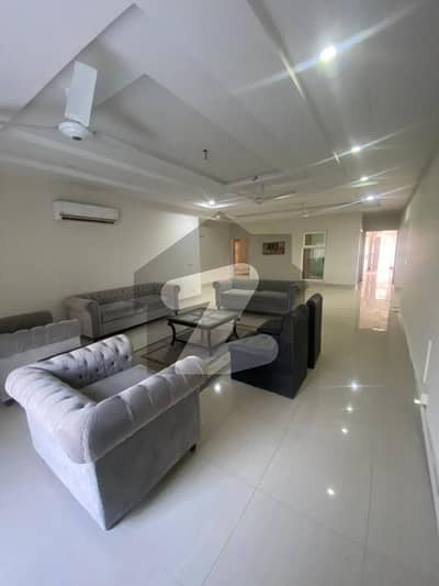 بحریہ ٹاؤن فیز 8 بحریہ ٹاؤن راولپنڈی,راولپنڈی میں 3 کمروں کا 1 کنال بالائی پورشن 1.1 لاکھ میں کرایہ پر دستیاب ہے۔ بحریہ ٹاؤن فیز 8 بحریہ ٹاؤن راولپنڈی,راولپنڈی میں 3 کمروں کا 1 کنال بالائی پورشن 1.1 لاکھ میں کرایہ پر دستیاب ہے۔