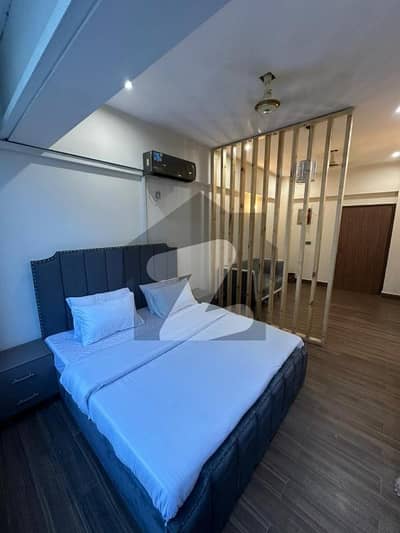 Dha Fully Furnished 3 Bed D/D Excuisite Apartment Only For Long Term