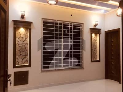 جی ۔ 13 اسلام آباد میں 4 کمروں کا 4 مرلہ مکان 1.2 لاکھ میں کرایہ پر دستیاب ہے۔