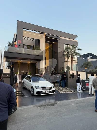 1 Kanal Modern House For Rent In Dha Phase 6 Near To Park And Commercial 1 Kanal Modern House For Rent In Dha Phase 6 Near To Park And Commercial