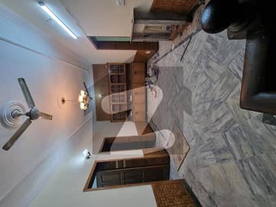 3 bed first floor separate entrance available for rent