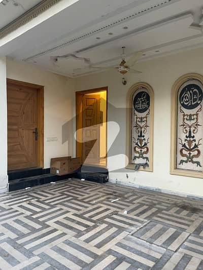 پارک ویو سٹی ۔ روز بلاک پارک ویو سٹی,لاہور میں 4 کمروں کا 10 مرلہ بالائی پورشن 75.0 ہزار میں کرایہ پر دستیاب ہے۔