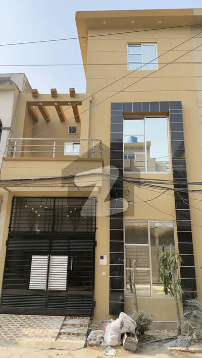 شاداب گارڈن لاہور میں 3 کمروں کا 3 مرلہ مکان 1.1 کروڑ میں برائے فروخت۔ شاداب گارڈن لاہور میں 3 کمروں کا 3 مرلہ مکان 1.1 کروڑ میں برائے فروخت۔