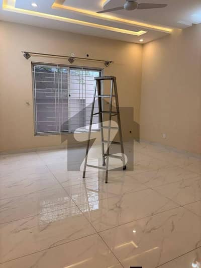 سوان گارڈن ۔ بلاک اے سوان گارڈن,اسلام آباد میں 3 کمروں کا 12 مرلہ مکان 1.15 لاکھ میں کرایہ پر دستیاب ہے۔