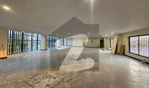 بحریہ ٹاؤن فیز 8 بحریہ ٹاؤن راولپنڈی,راولپنڈی میں 17 مرلہ دفتر 2.1 لاکھ میں کرایہ پر دستیاب ہے۔