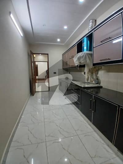 جوہر ٹاؤن فیز 2 - بلاک کیو جوہر ٹاؤن فیز 2,جوہر ٹاؤن,لاہور میں 5 کمروں کا 5 مرلہ مکان 3.0 کروڑ میں برائے فروخت۔