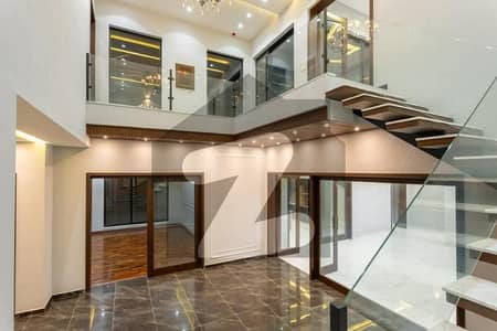10 Marla Brand New Luxury Double Unite House With Gas For Rent