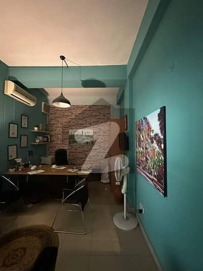 4 KANAL COMMERCIAL BUILDING FOR SALE BEST FOR SCHOOL, HOSPITAL & CORPERATE OFFICE, NEAR UNITED HOSPITAL KASHMIR PULL, EAST CANAL ROAD, 208 CHAK FAISALABAD