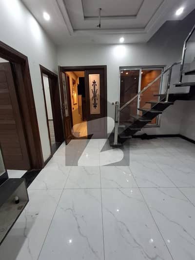 ماڈل سٹی ون کینال روڈ,فیصل آباد میں 3 کمروں کا 5 مرلہ مکان 75.0 ہزار میں کرایہ پر دستیاب ہے۔