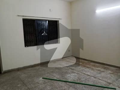 جی ۔ 10 اسلام آباد میں 3 کمروں کا 7 مرلہ مکان 1.4 لاکھ میں کرایہ پر دستیاب ہے۔