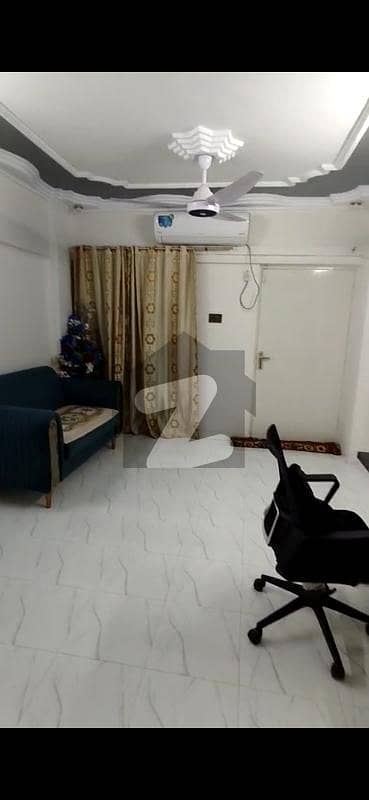 Gulshan-e-Iqbal - Block 10-A Flat For sale Sized 1300 Square Feet