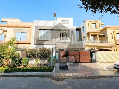 10 Marla House For sale In Bahria Town - Block DD Lahore