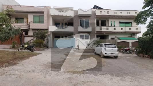 In G-15 7 Marla House For sale