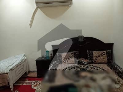 سینٹرل پارک ۔ بلاک اے سینٹرل پارک ہاؤسنگ سکیم,لاہور میں 5 کمروں کا 10 مرلہ مکان 3.9 کروڑ میں برائے فروخت۔