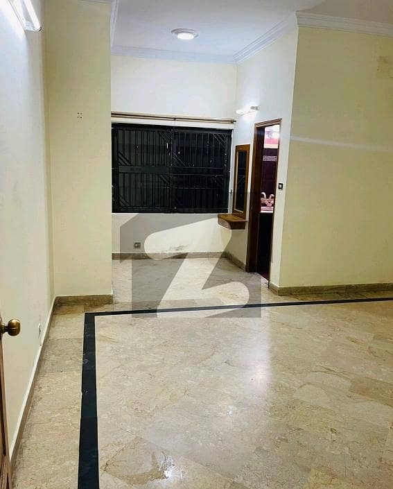 آئی ۔ 8 اسلام آباد میں 3 کمروں کا 14 مرلہ زیریں پورشن 1.3 لاکھ میں کرایہ پر دستیاب ہے۔ آئی ۔ 8 اسلام آباد میں 3 کمروں کا 14 مرلہ زیریں پورشن 1.3 لاکھ میں کرایہ پر دستیاب ہے۔